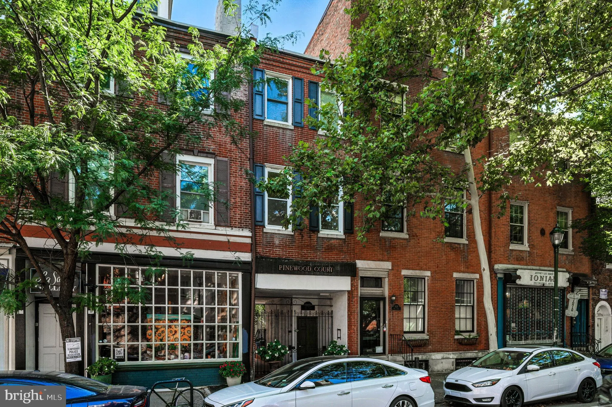 Philadelphia, Pennsylvania 19107, United States, 2 Bedrooms Bedrooms, ,1 BathroomBathrooms,Residential,Contingent,208535