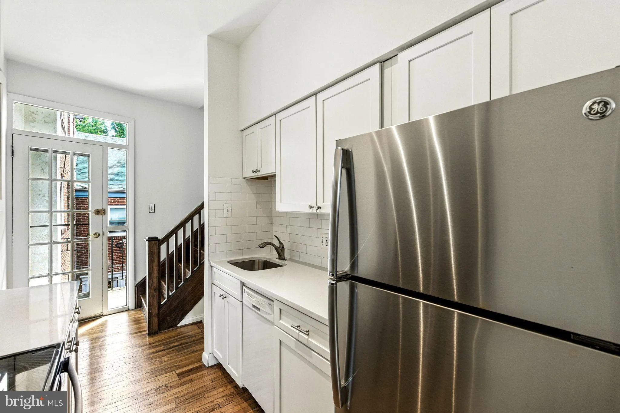 Philadelphia, Pennsylvania 19107, United States, 2 Bedrooms Bedrooms, ,1 BathroomBathrooms,Residential,Contingent,208535