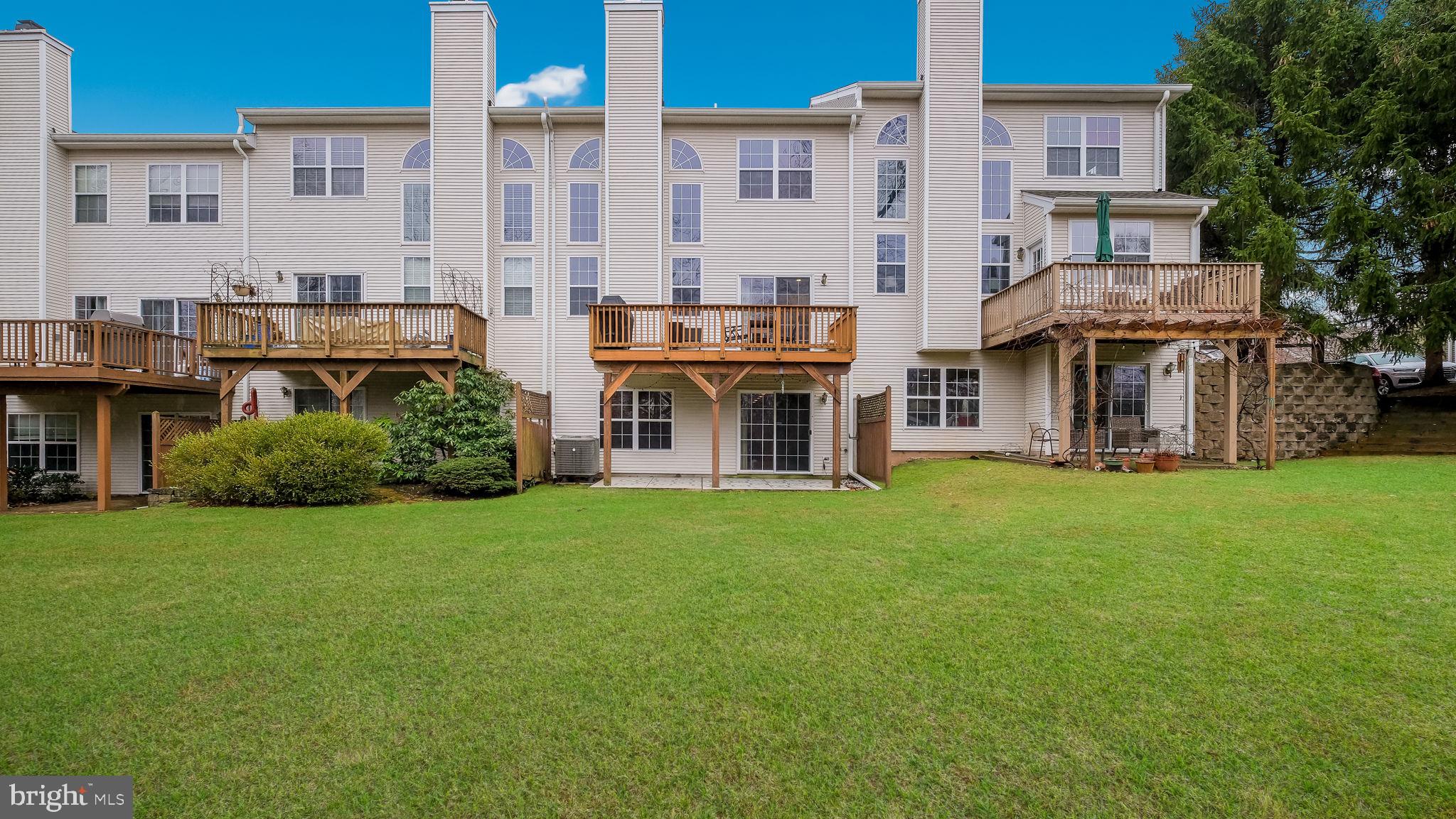 HERITAGE HILLS - Residential