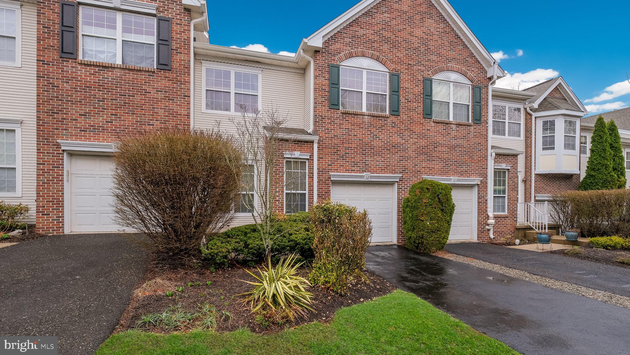 HERITAGE HILLS - Residential