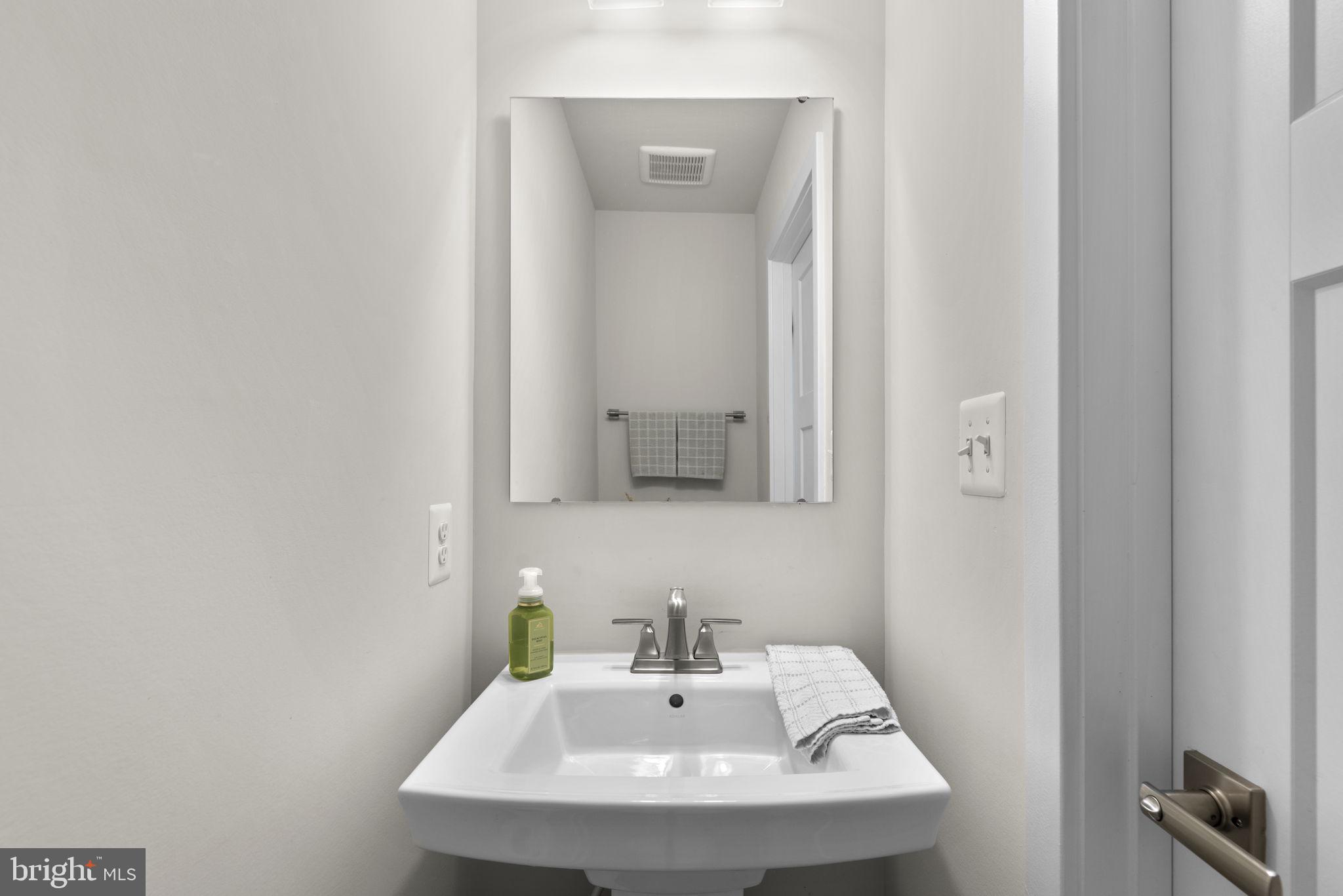 GREENLEIGH AT CROSSROADS - Residential Lease