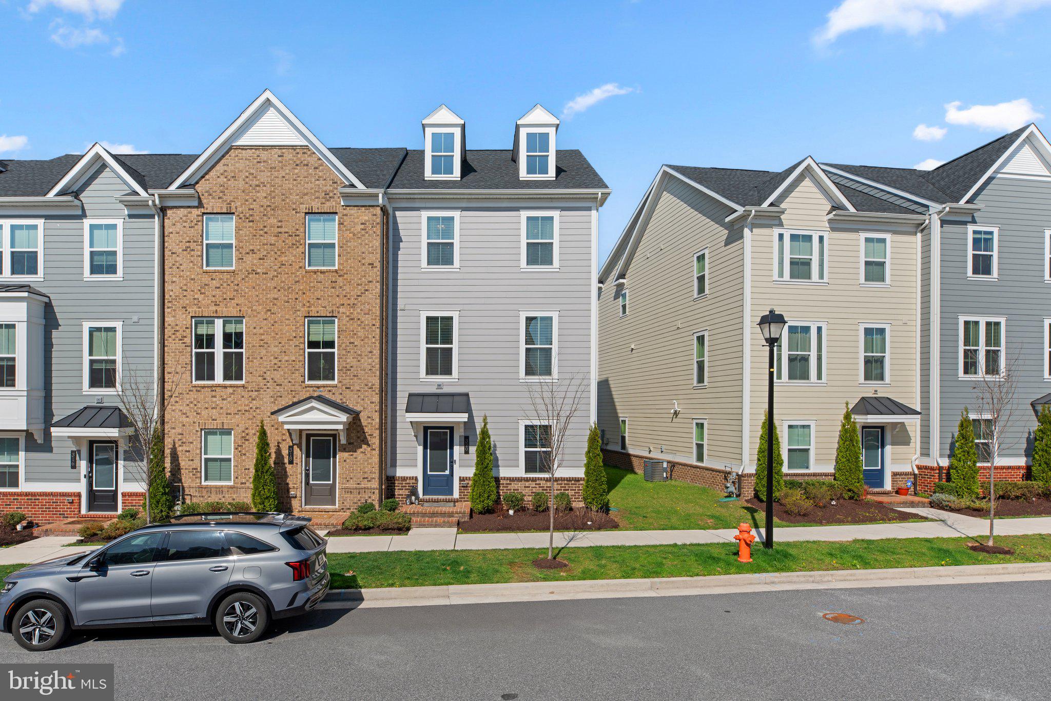 GREENLEIGH AT CROSSROADS - Residential Lease