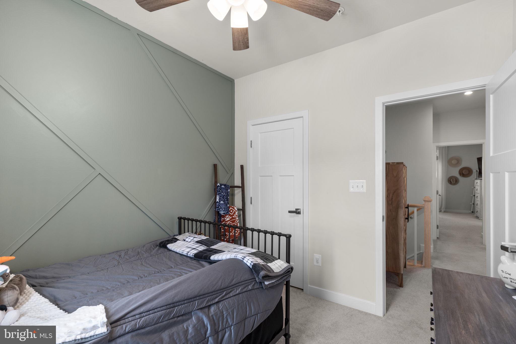 GREENLEIGH AT CROSSROADS - Residential Lease