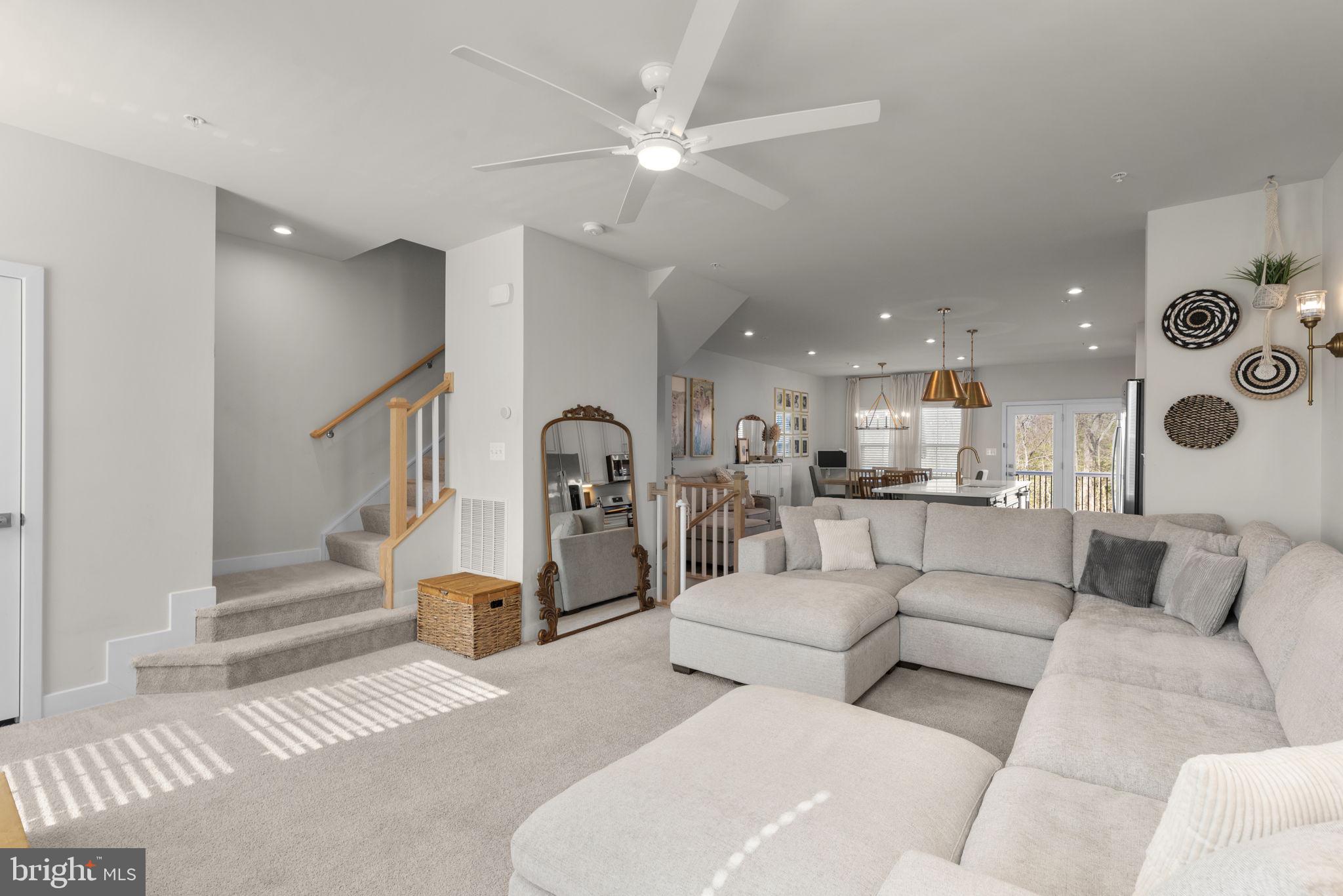 GREENLEIGH AT CROSSROADS - Residential Lease