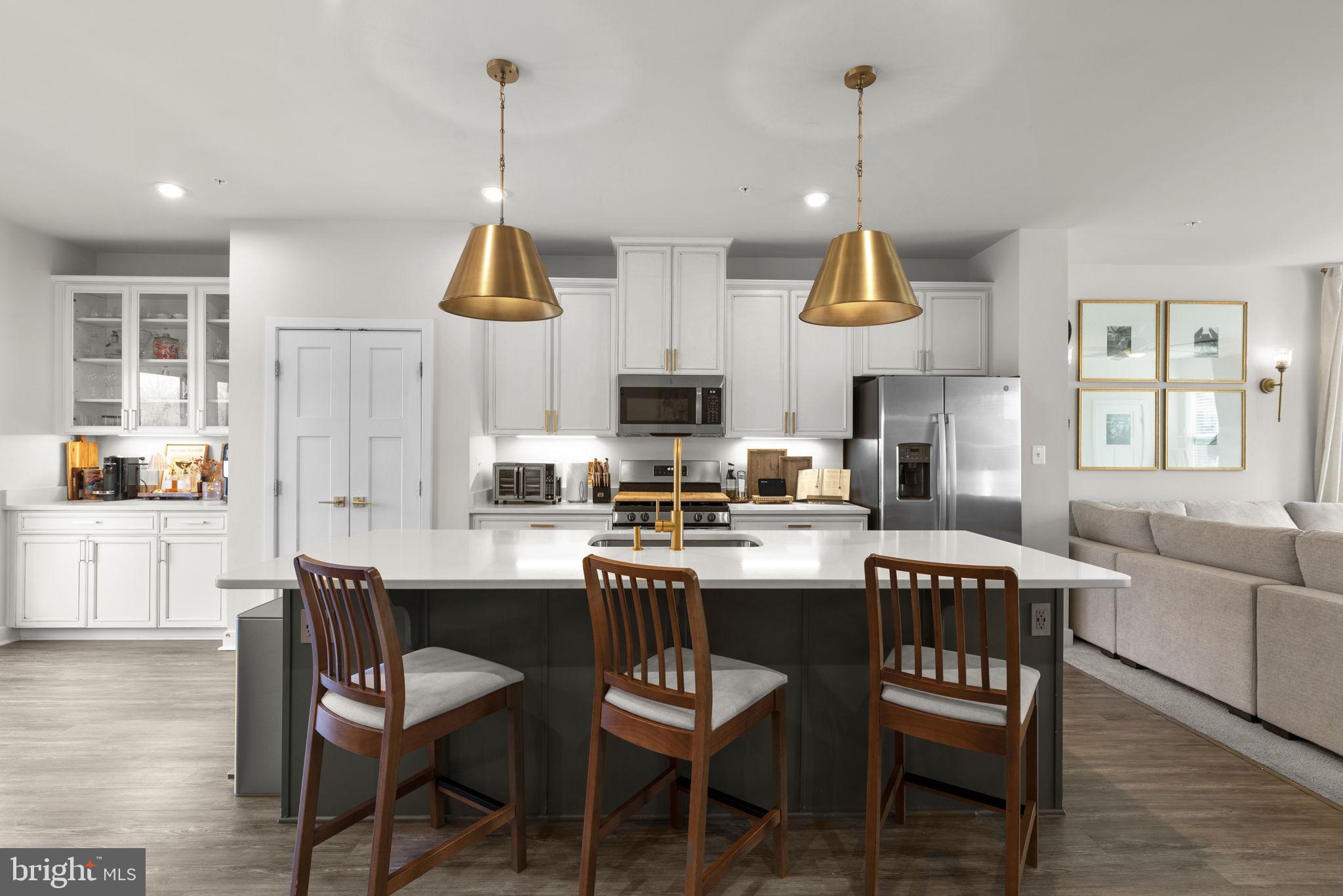 GREENLEIGH AT CROSSROADS - Residential Lease