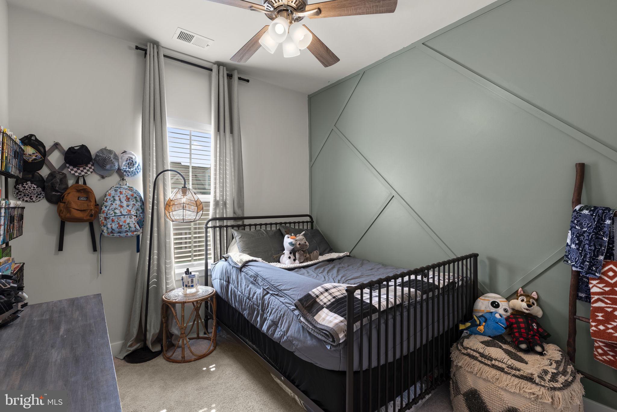 GREENLEIGH AT CROSSROADS - Residential Lease