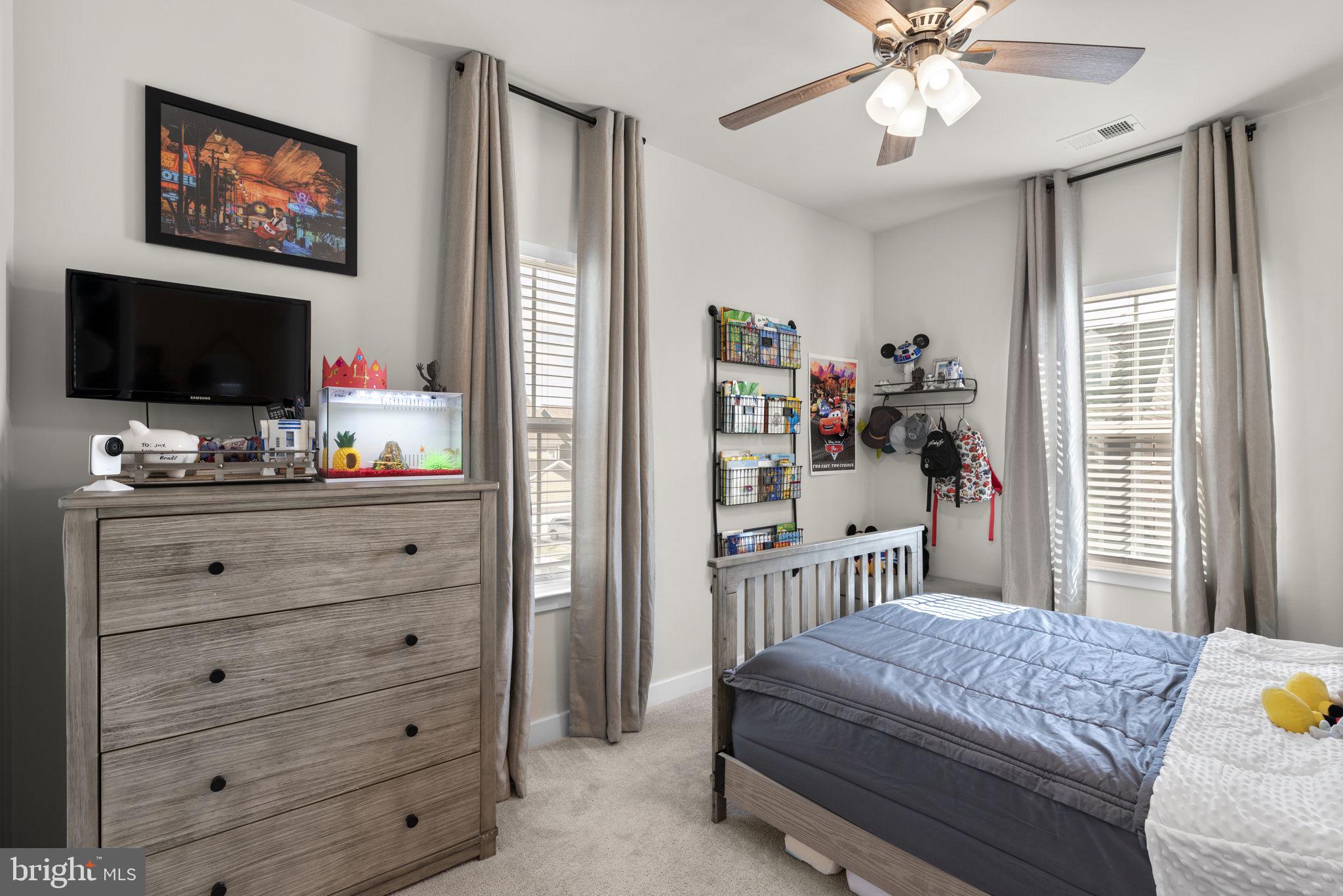 GREENLEIGH AT CROSSROADS - Residential Lease