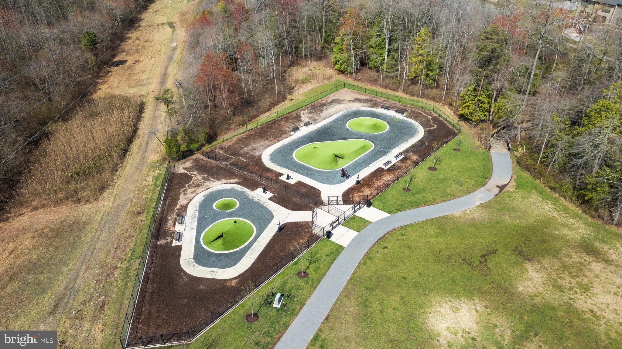 GREENLEIGH AT CROSSROADS - Residential Lease