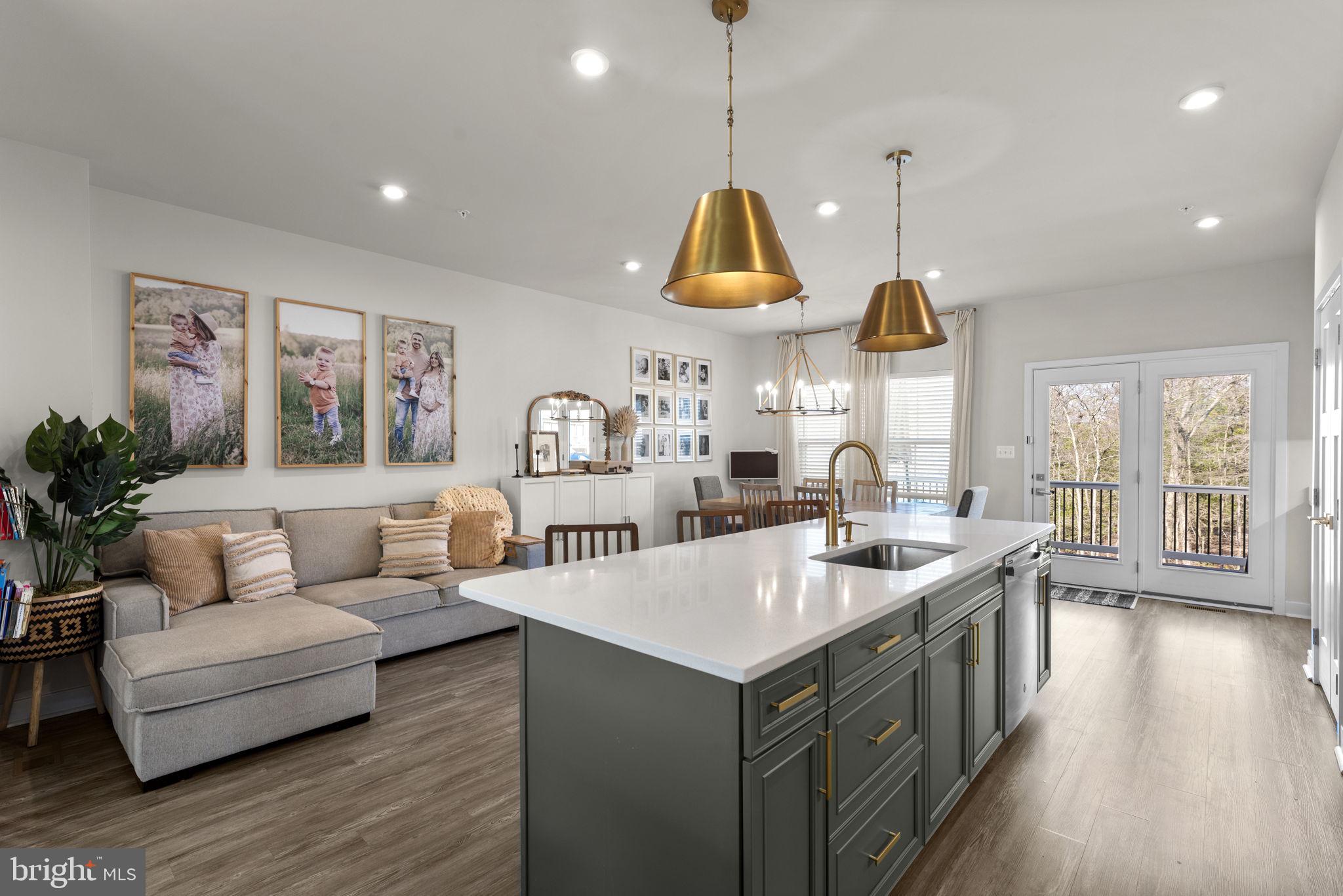 GREENLEIGH AT CROSSROADS - Residential Lease