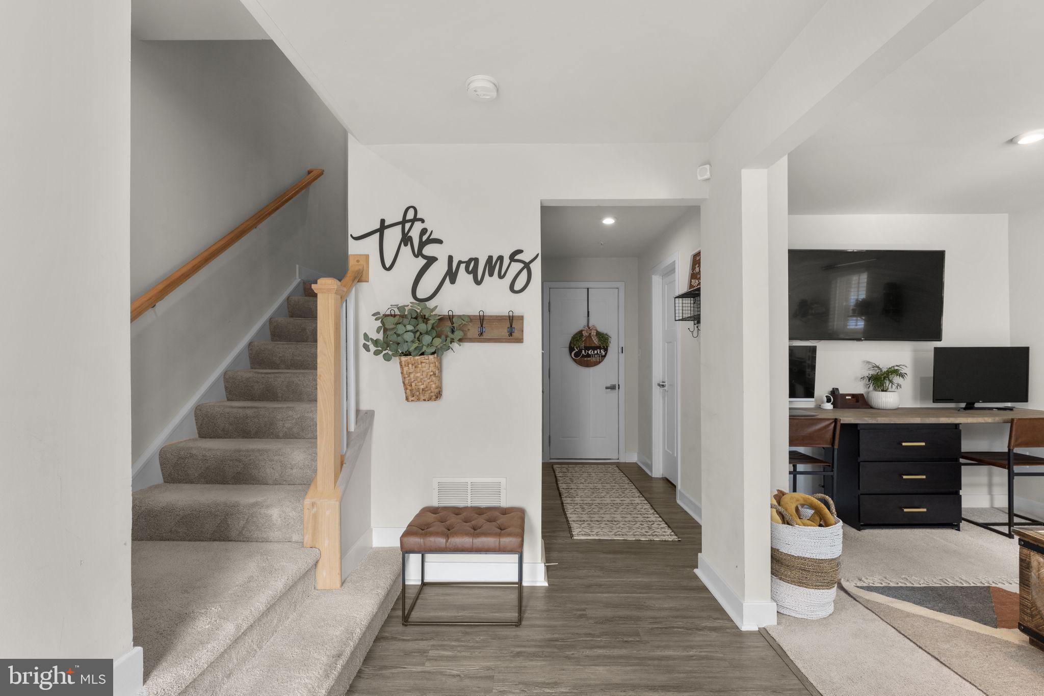 GREENLEIGH AT CROSSROADS - Residential Lease