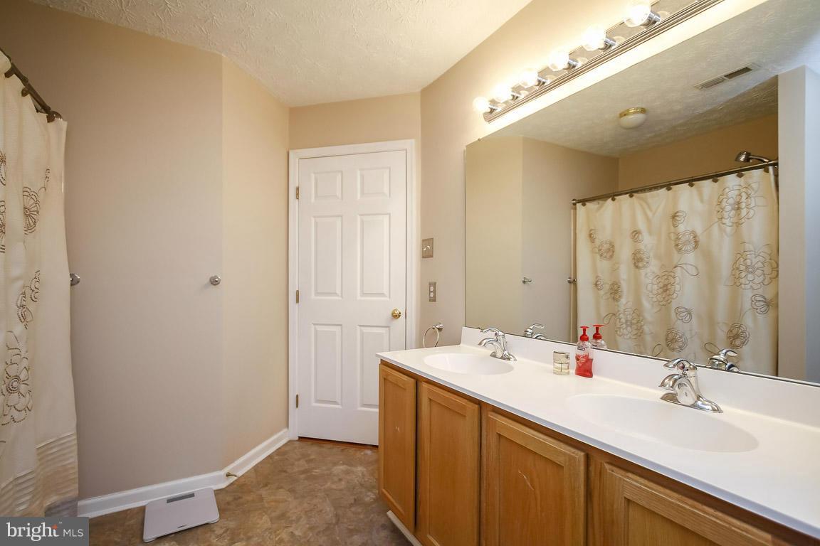 PERRY HALL FARMS - Residential