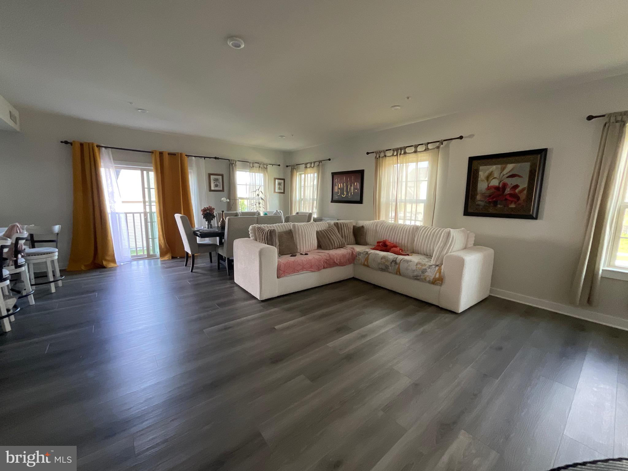 14724 SILVER HAMMER WAY 1 BEDROOM SUITE