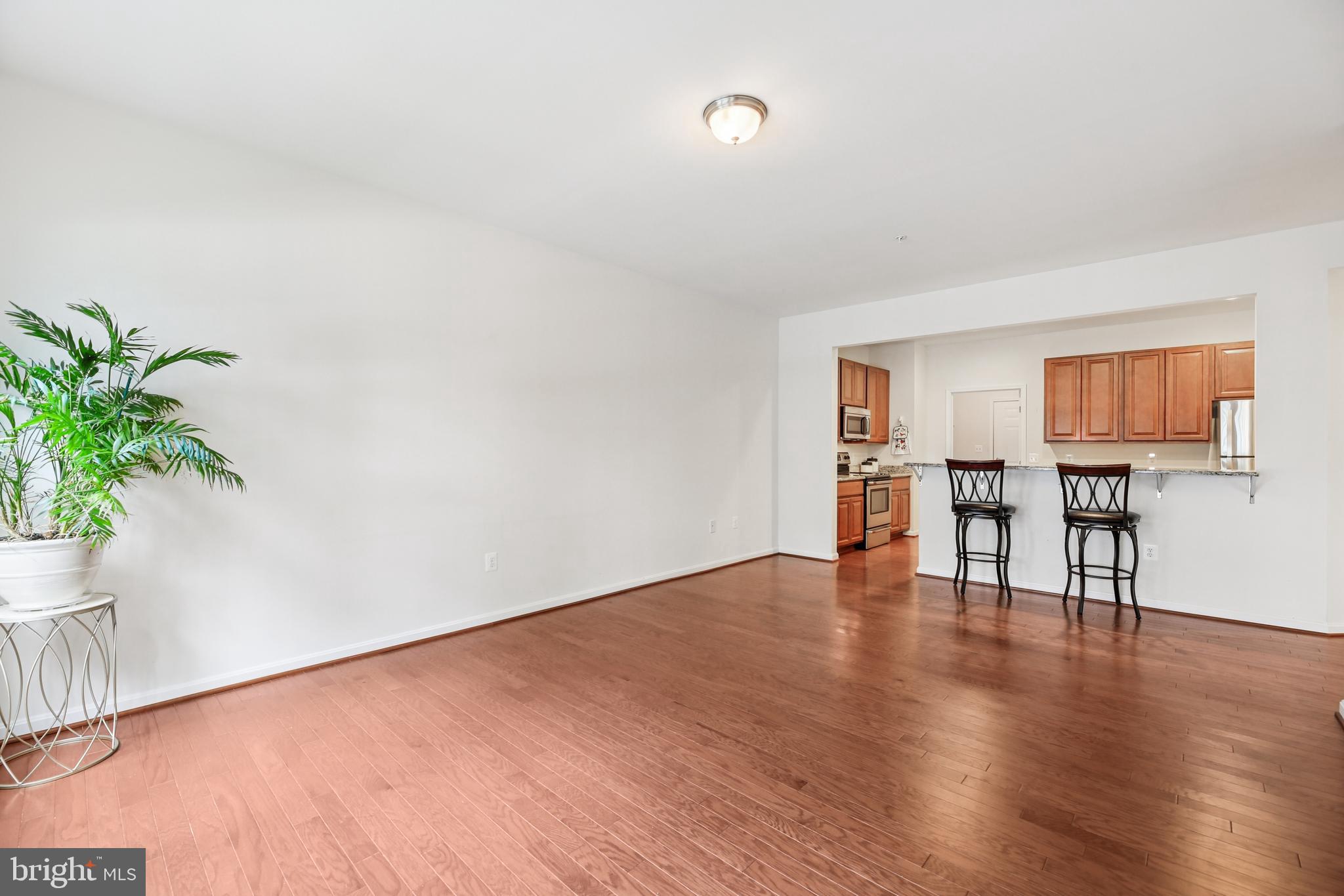 GUILFORD MEWS - Residential