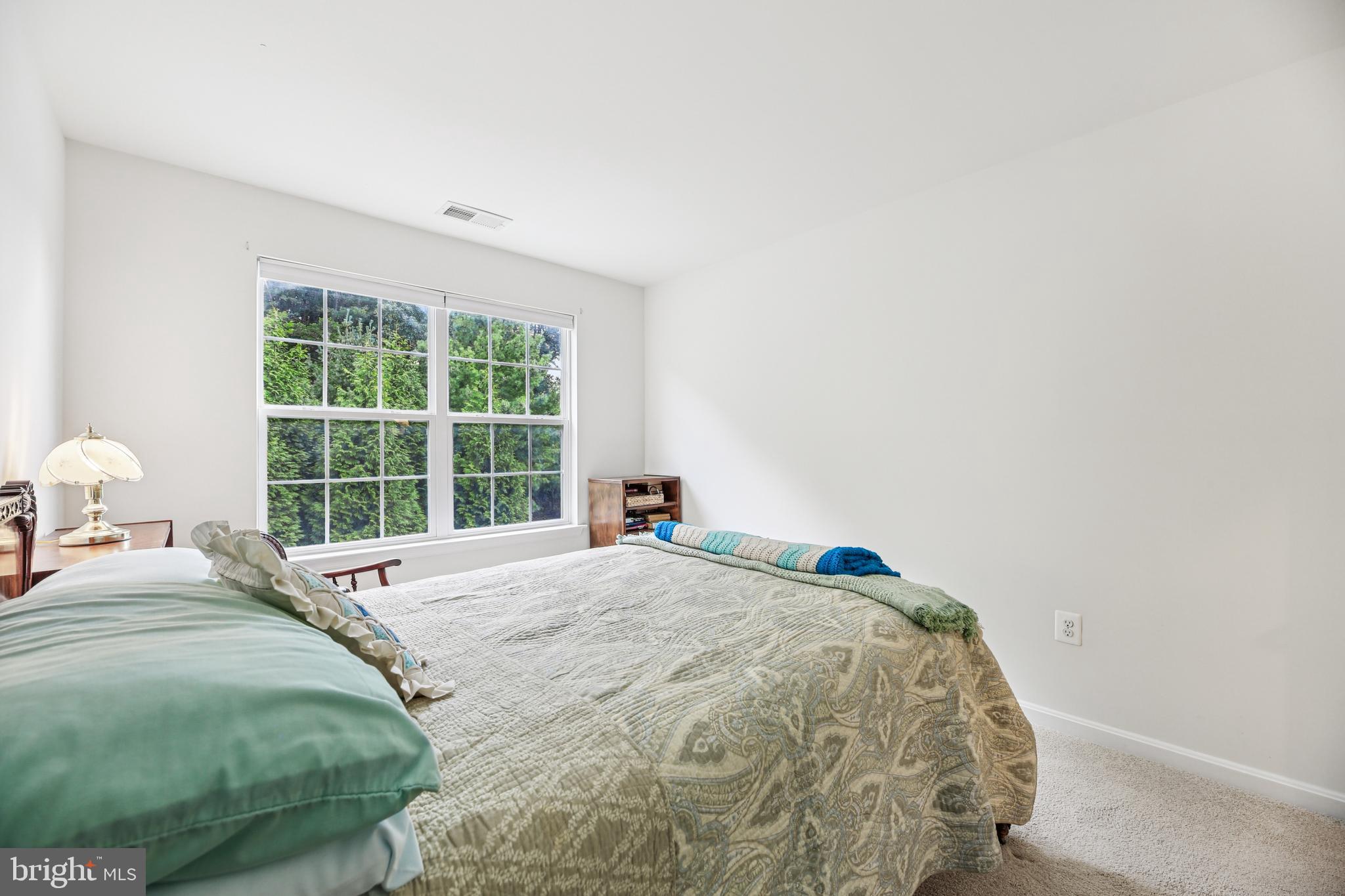 GUILFORD MEWS - Residential