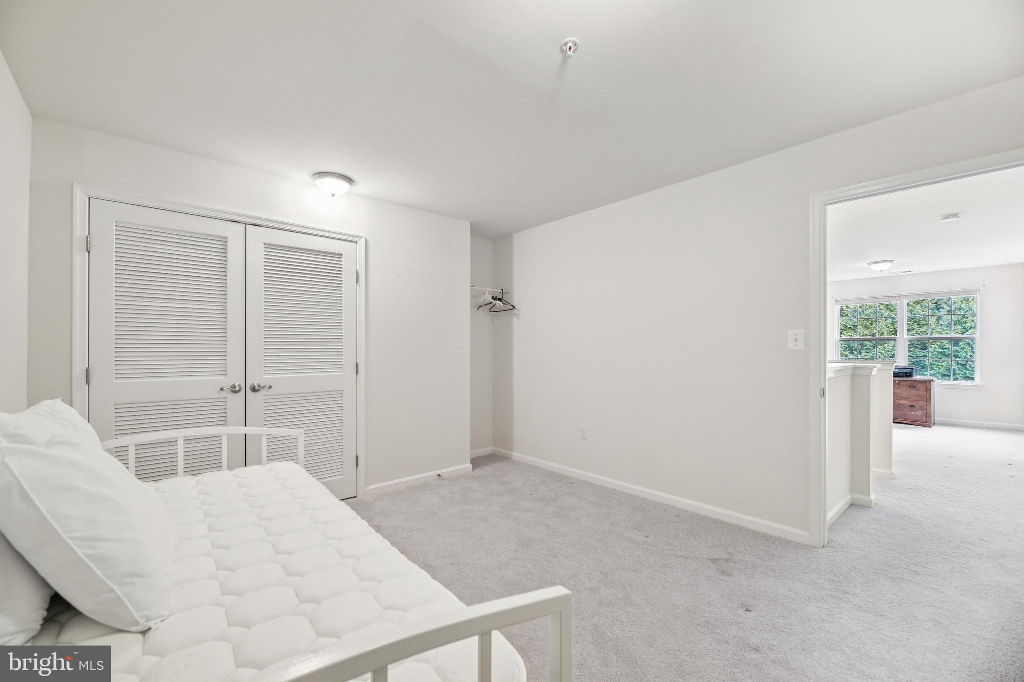 GUILFORD MEWS - Residential