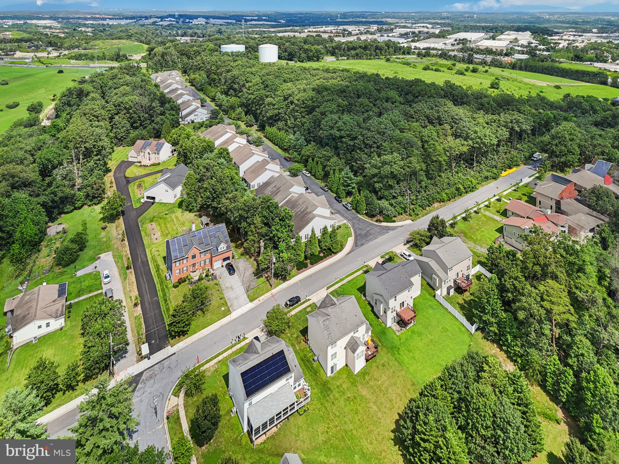 GUILFORD MEWS - Residential