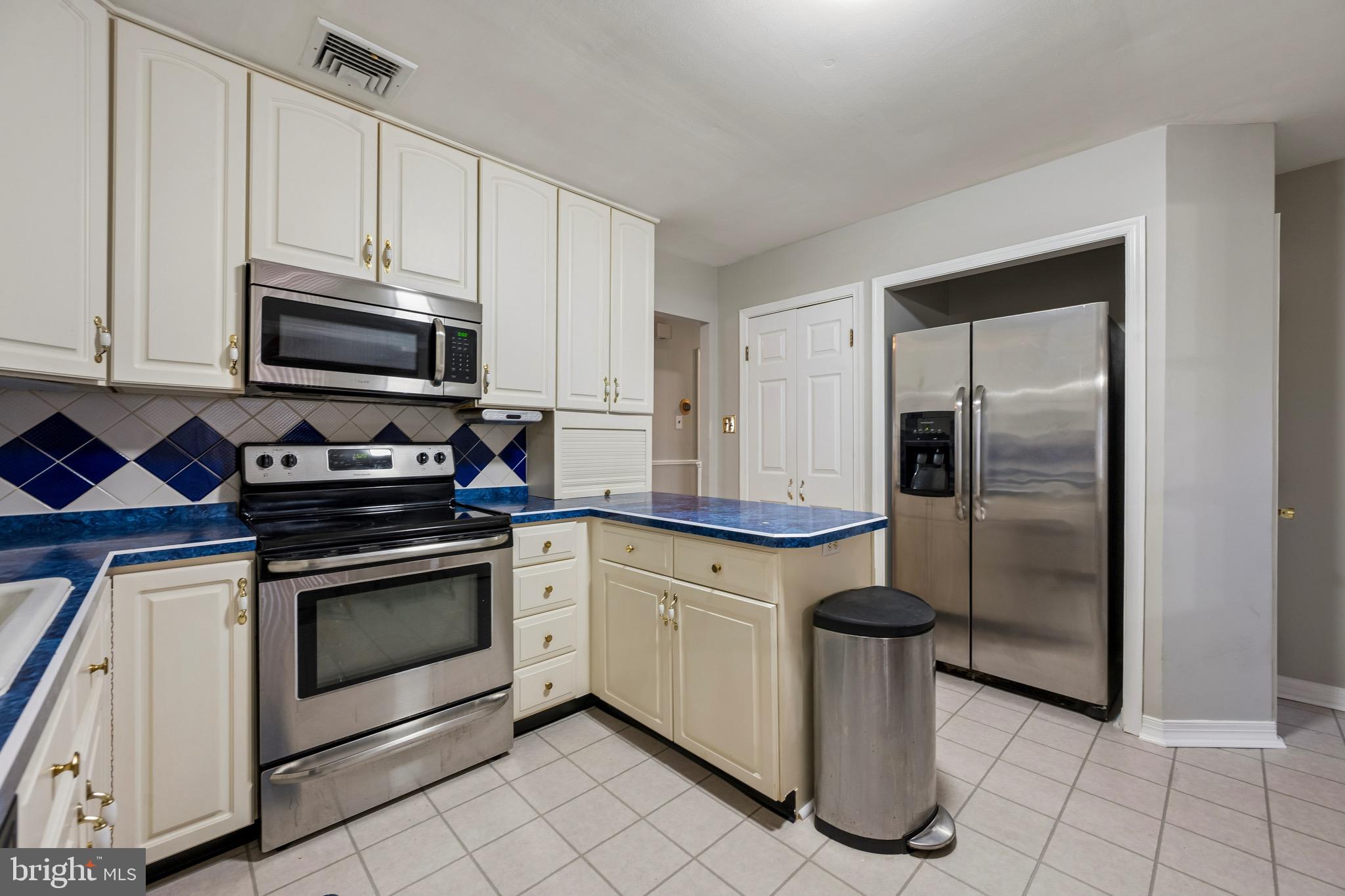 DOGWOOD ESTATES - Residential