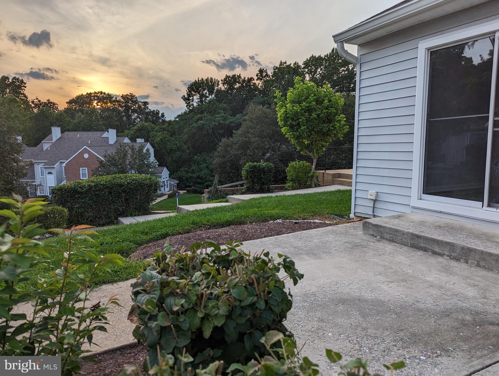 DEVON HILLS - Residential Lease