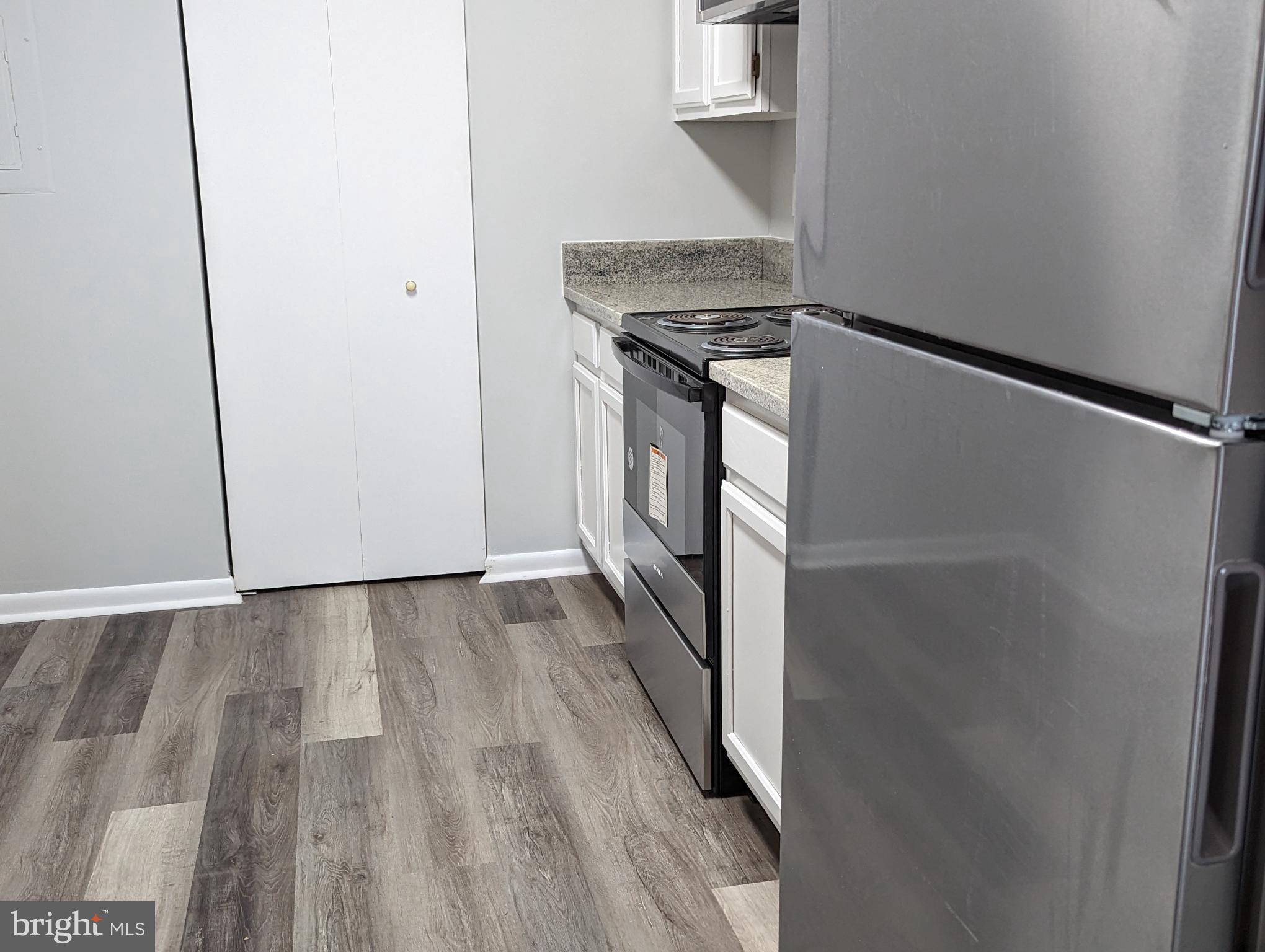 DEVON HILLS - Residential Lease