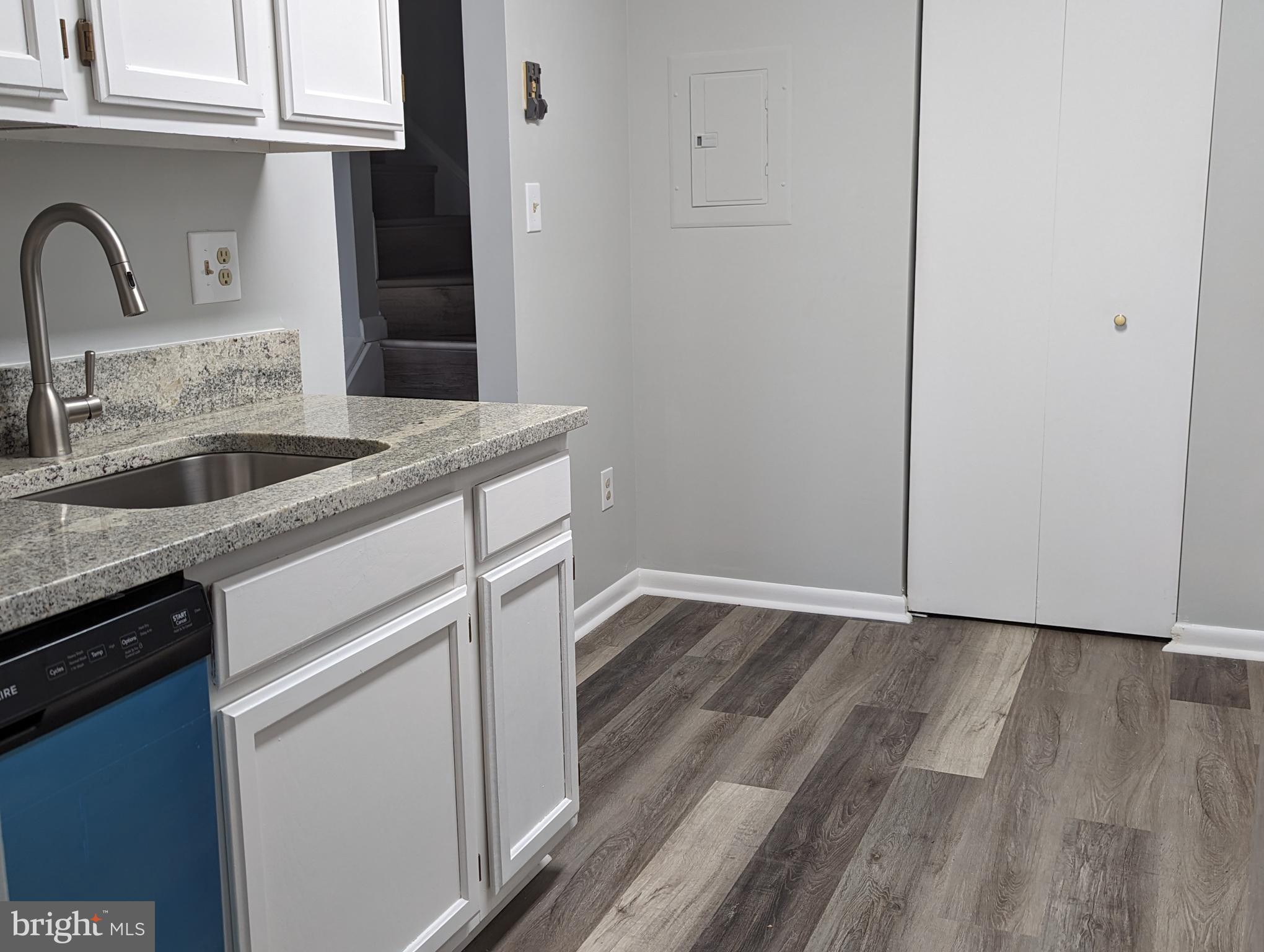 DEVON HILLS - Residential Lease