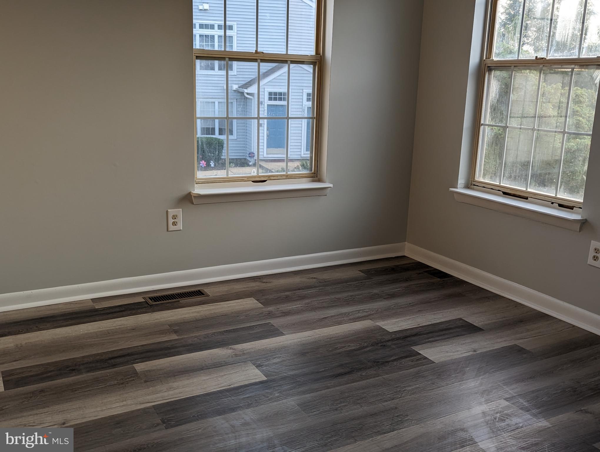 DEVON HILLS - Residential Lease