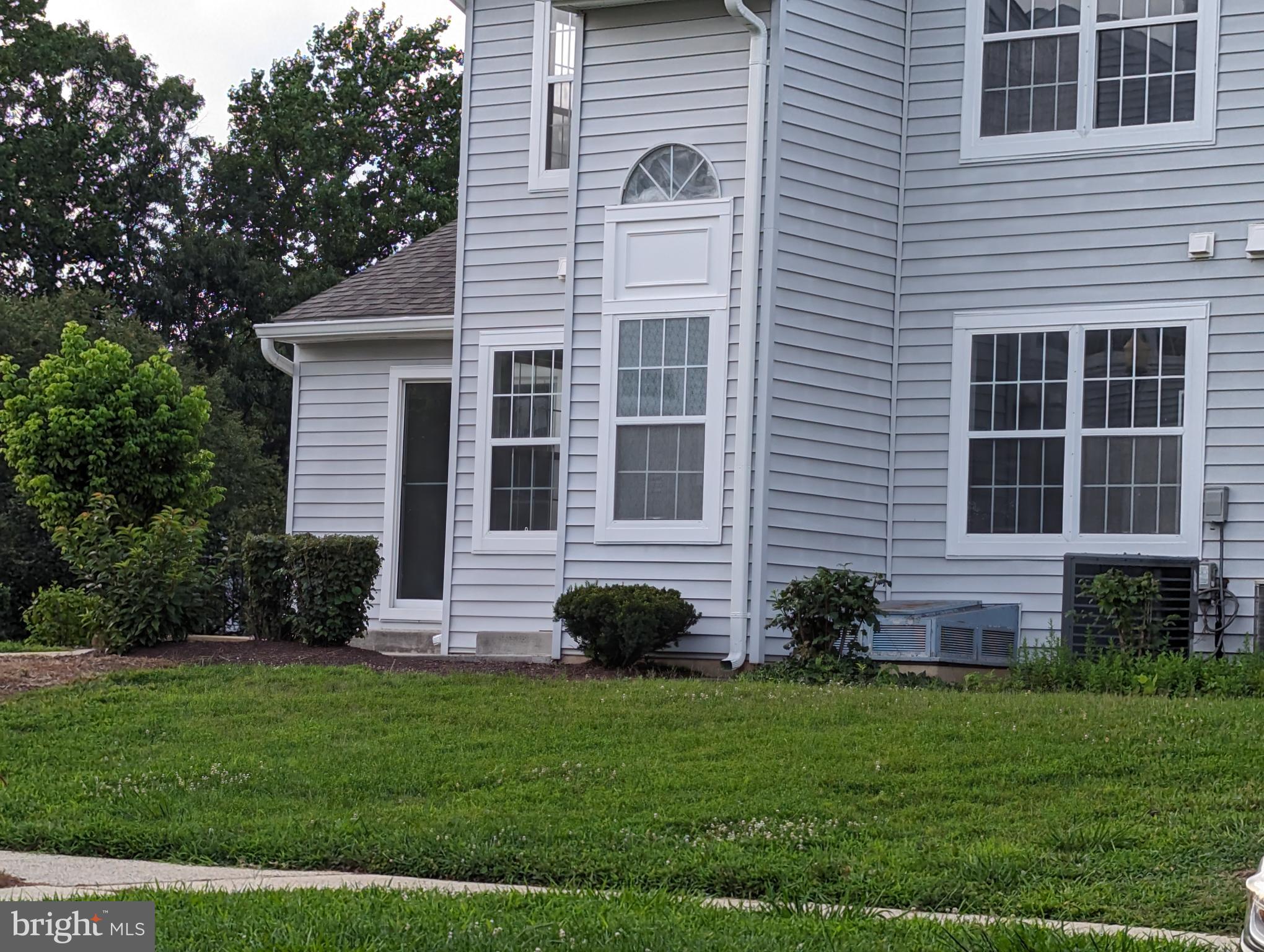 DEVON HILLS - Residential Lease