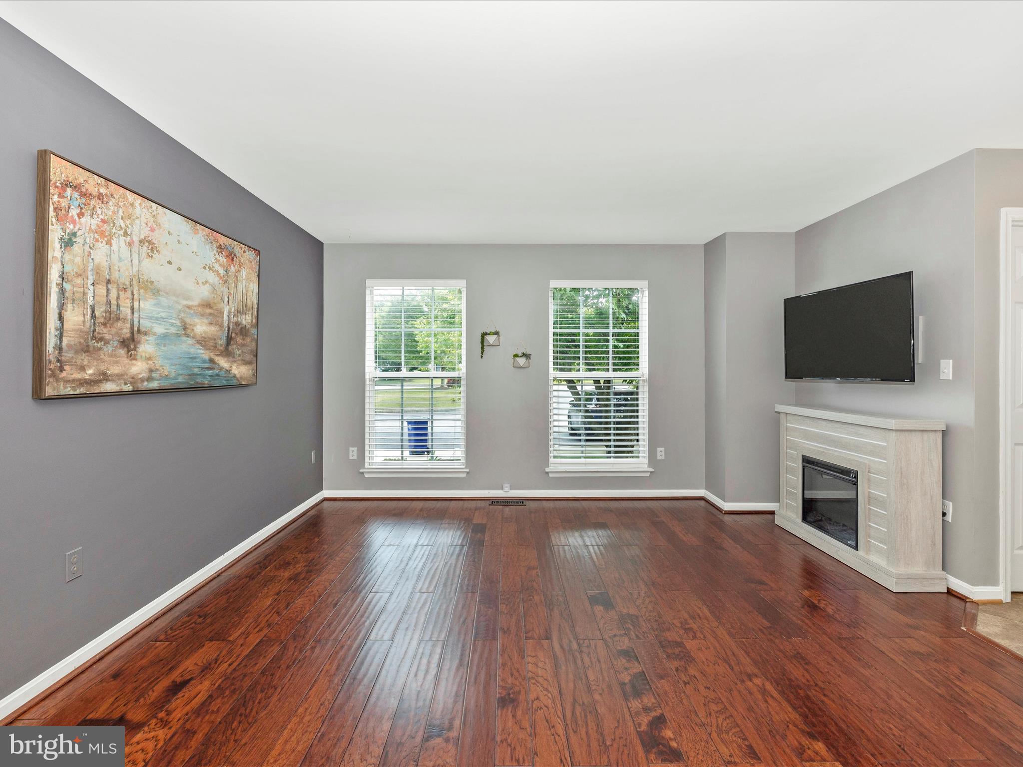 SPRING RIDGE - Residential