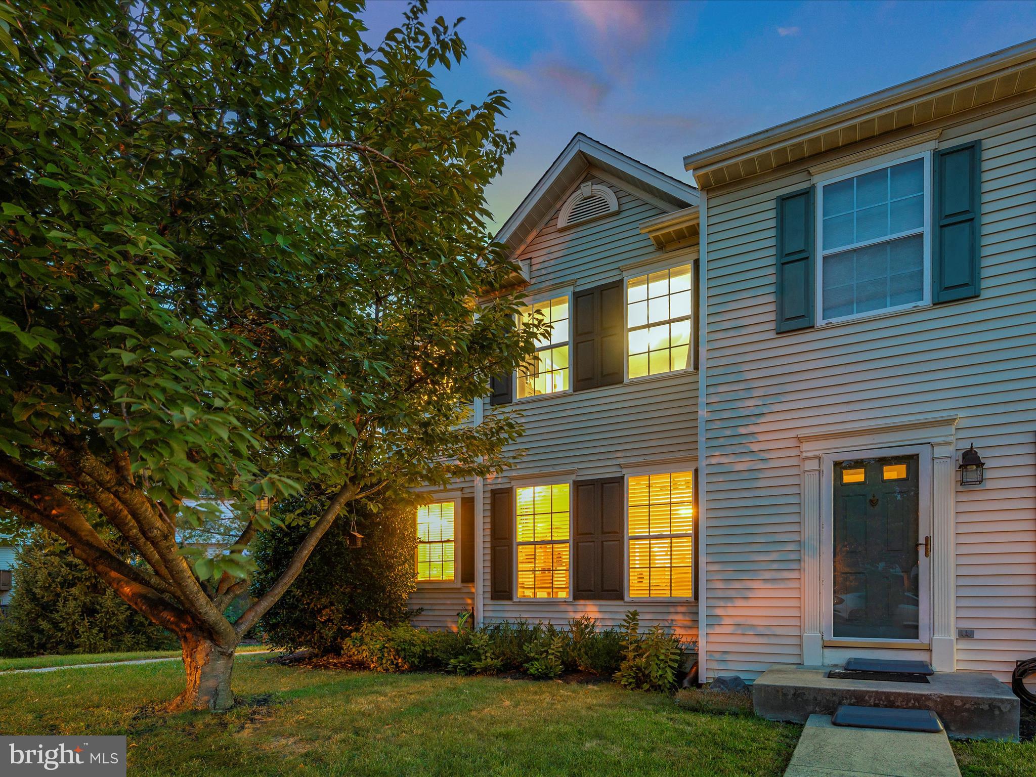 SPRING RIDGE - Residential