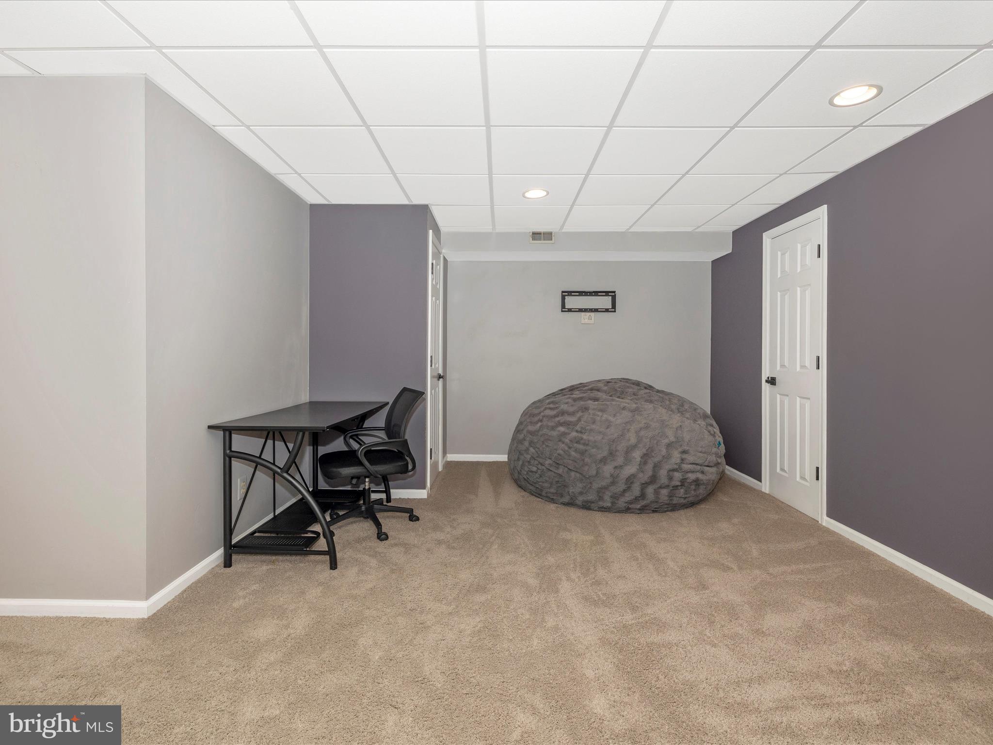 SPRING RIDGE - Residential