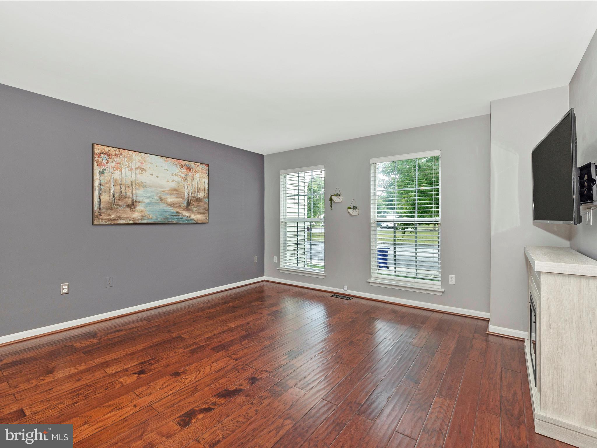 SPRING RIDGE - Residential