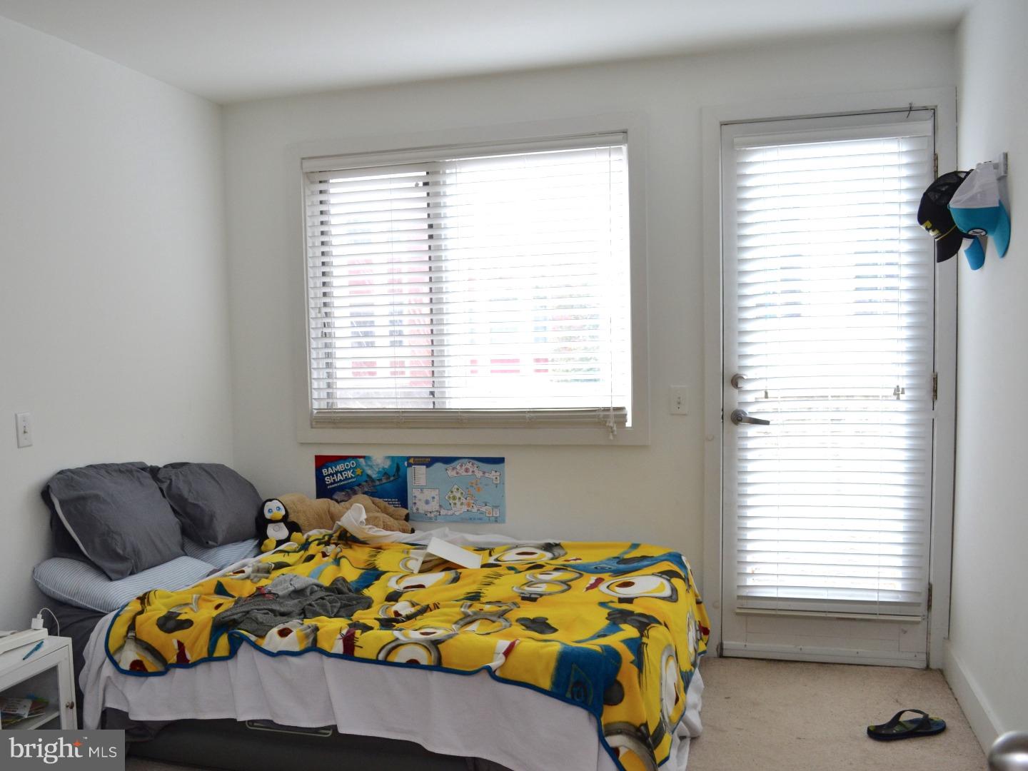 GRADUATE HOSPITAL - Residential Income