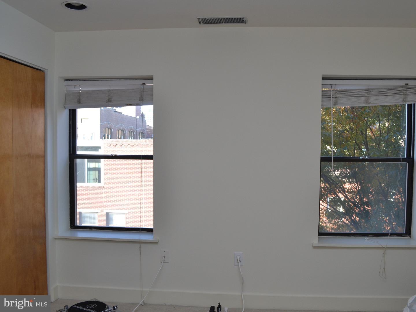 GRADUATE HOSPITAL - Residential Income