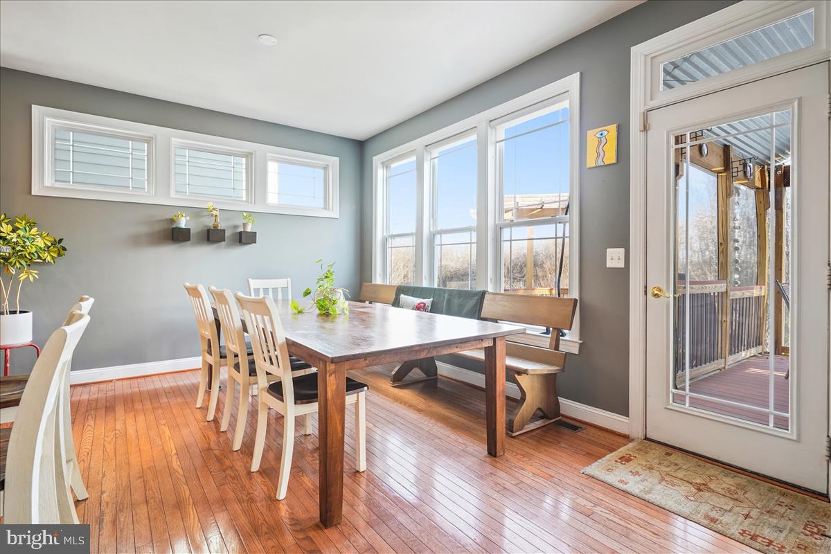 LAUREL HILL - Residential Lease