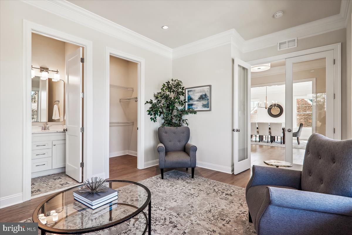 CHEVY CHASE TERRACE - Residential