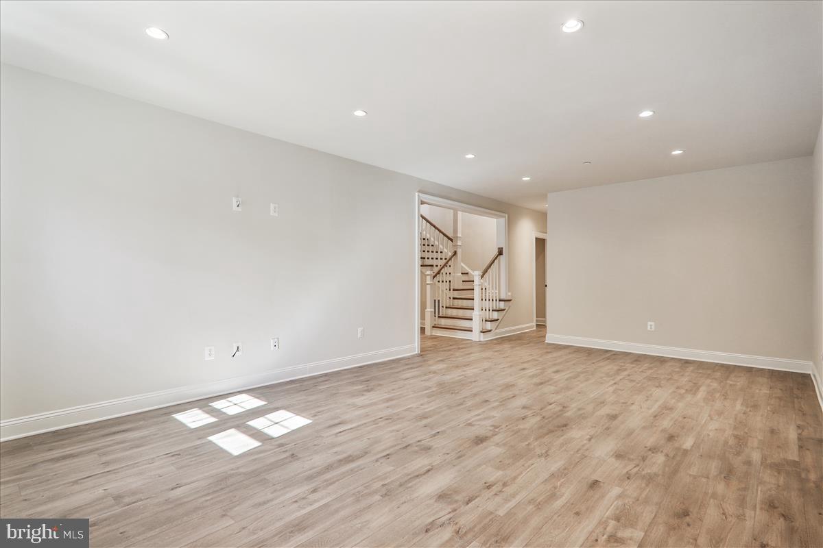 CHEVY CHASE TERRACE - Residential