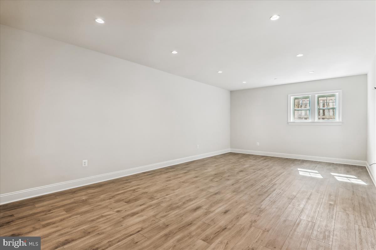 CHEVY CHASE TERRACE - Residential