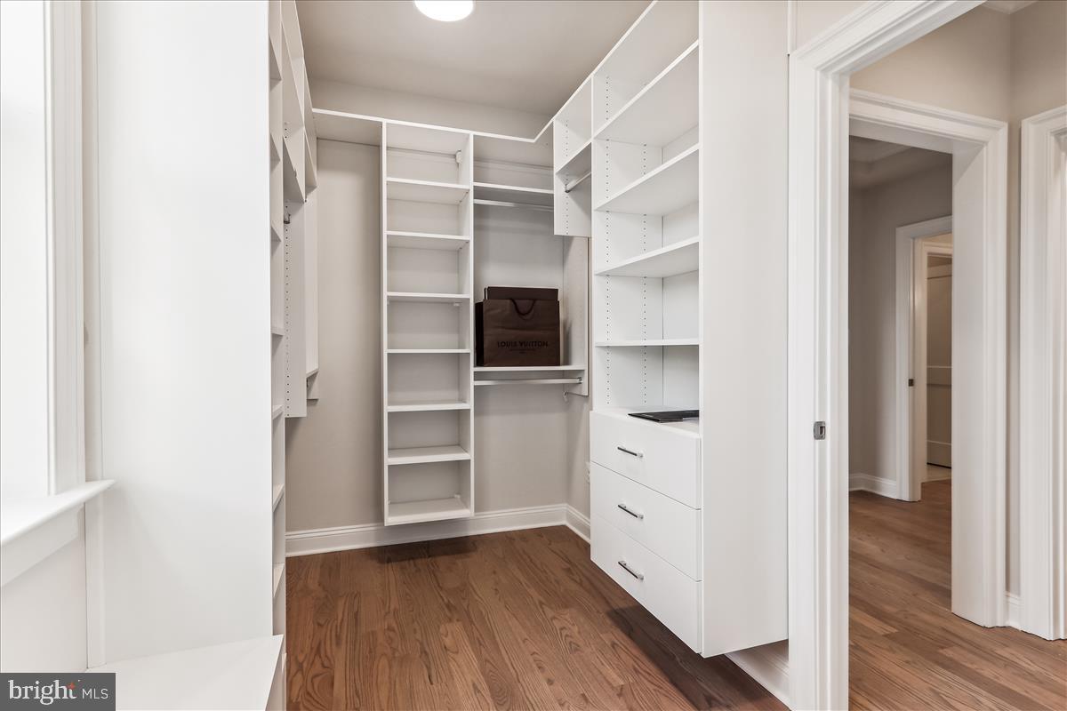 CHEVY CHASE TERRACE - Residential