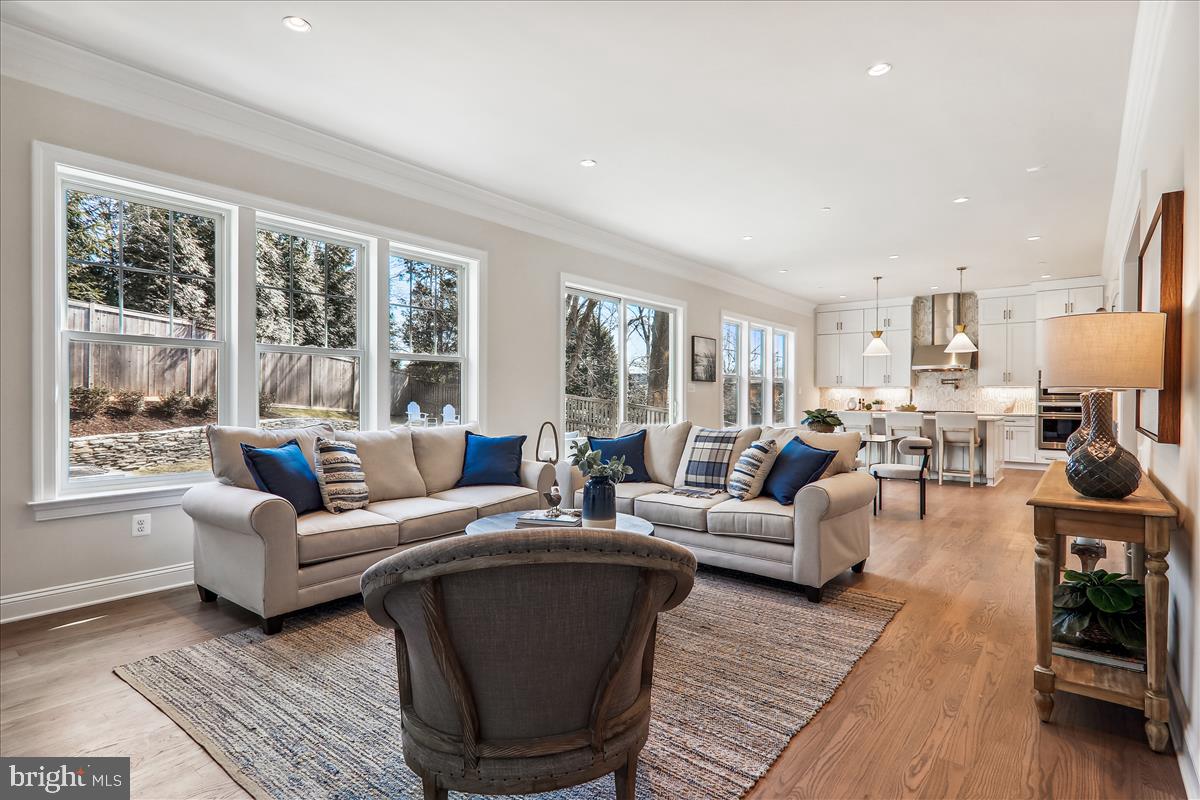 CHEVY CHASE TERRACE - Residential