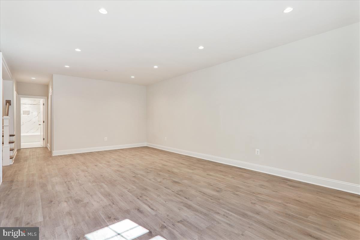 CHEVY CHASE TERRACE - Residential