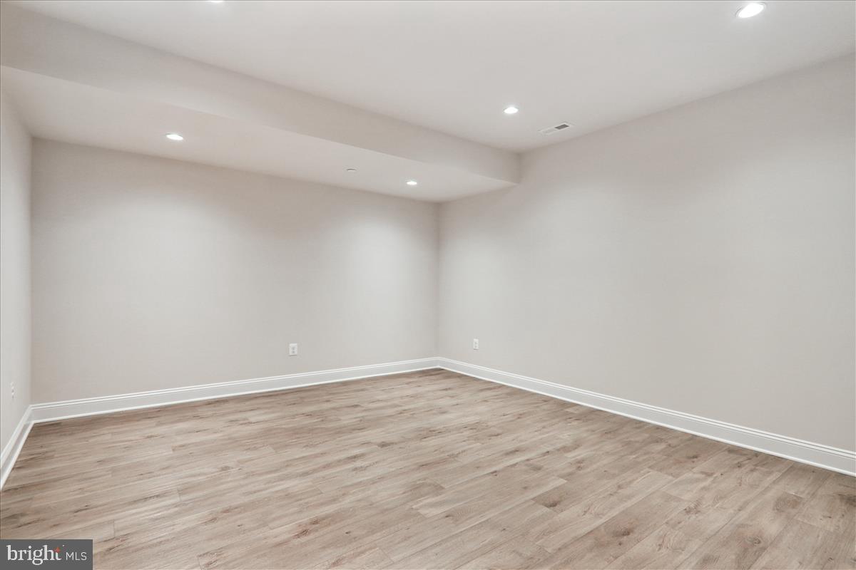 CHEVY CHASE TERRACE - Residential