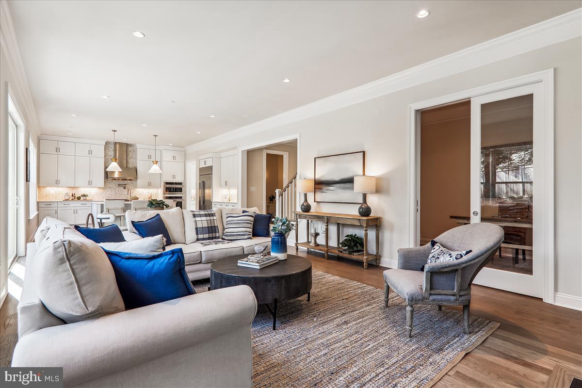 CHEVY CHASE TERRACE - Residential