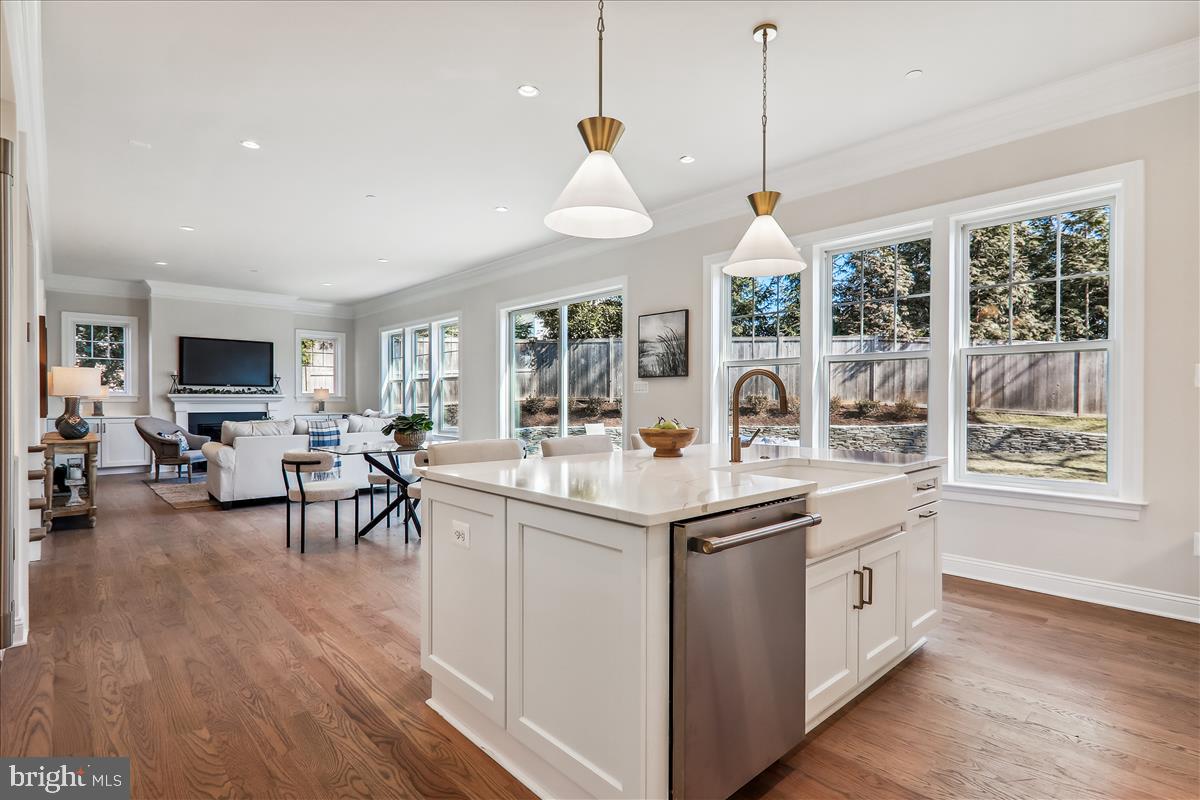 CHEVY CHASE TERRACE - Residential