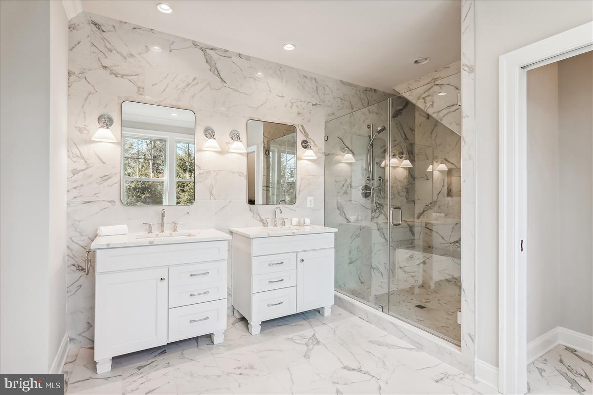 CHEVY CHASE TERRACE - Residential