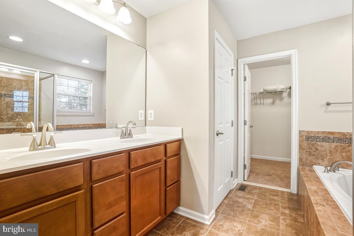 BOLT PROPERTY - Residential