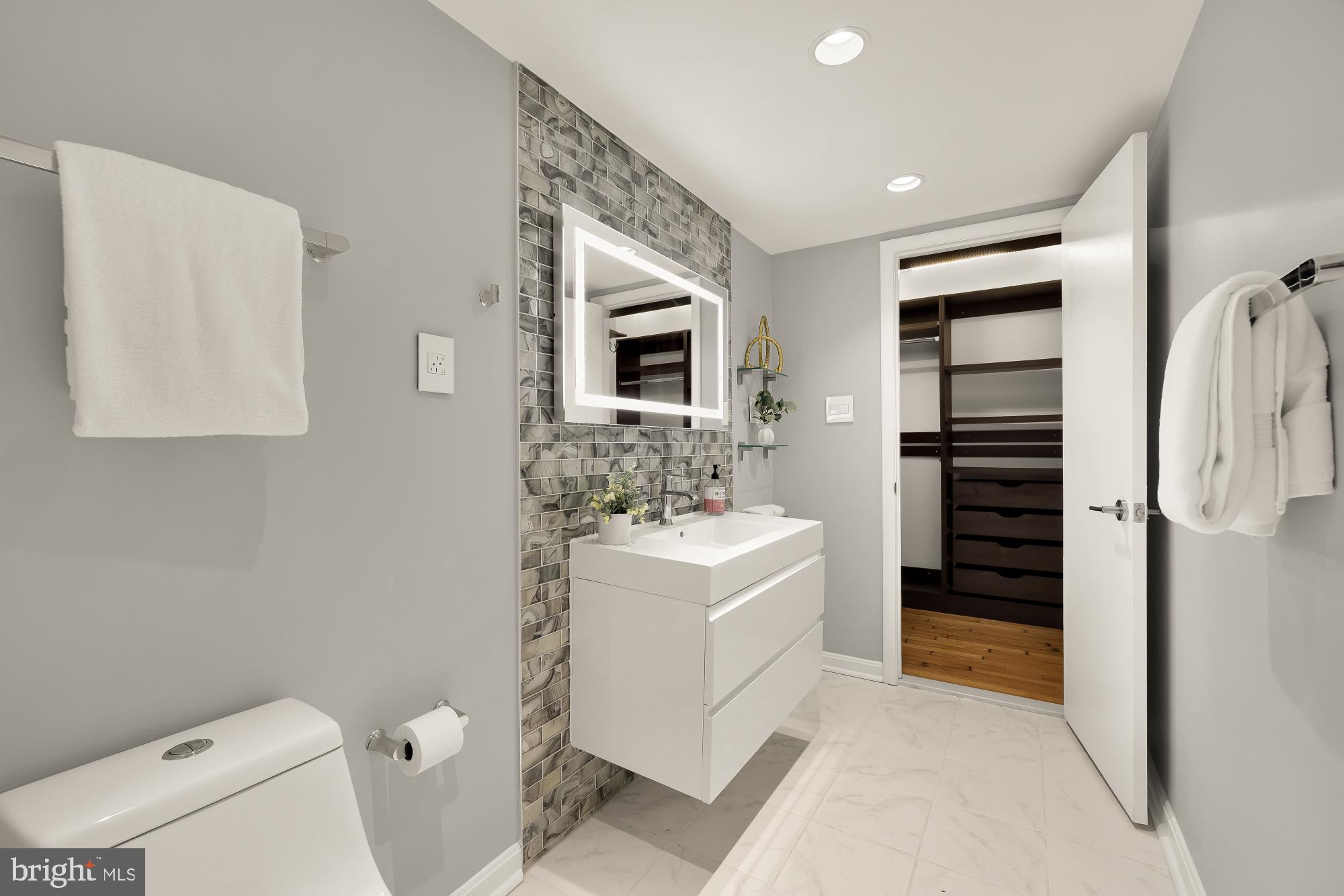 FRIENDSHIP HEIGHTS - Residential