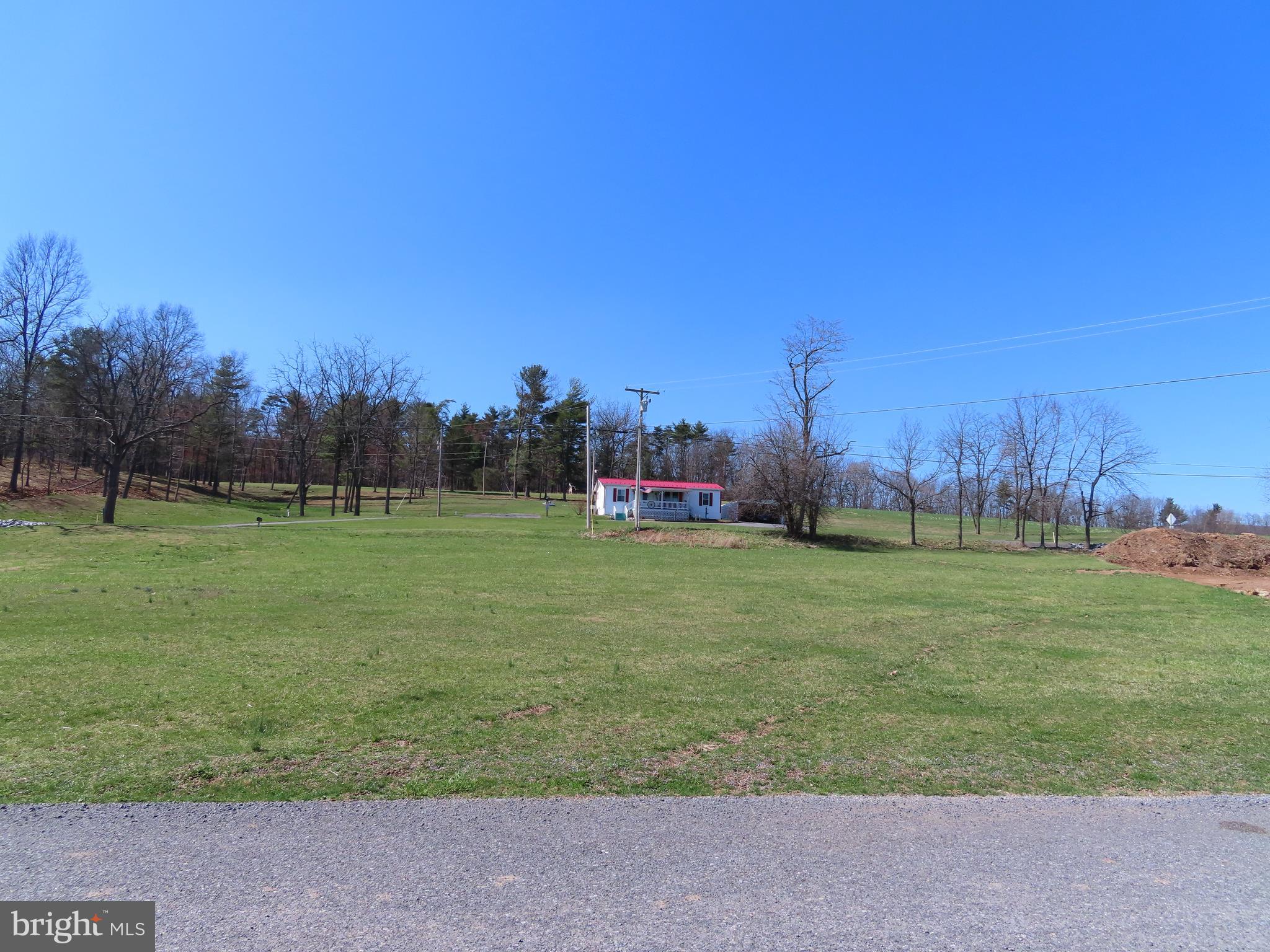 SCHOOL HOUSE VILLAGE - Land