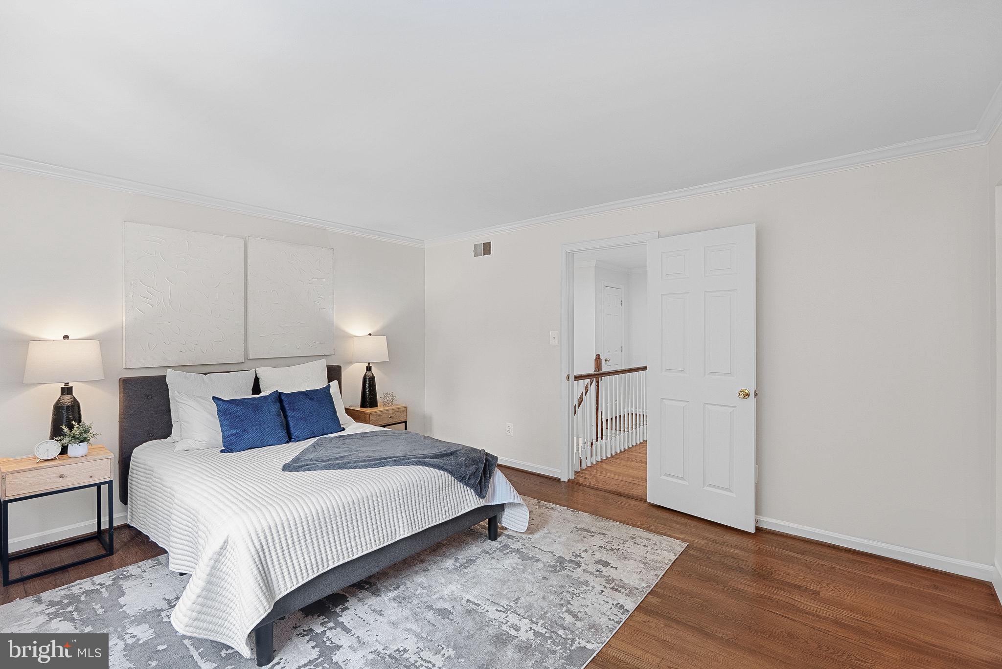 WESTMORELAND SQUARE - Residential