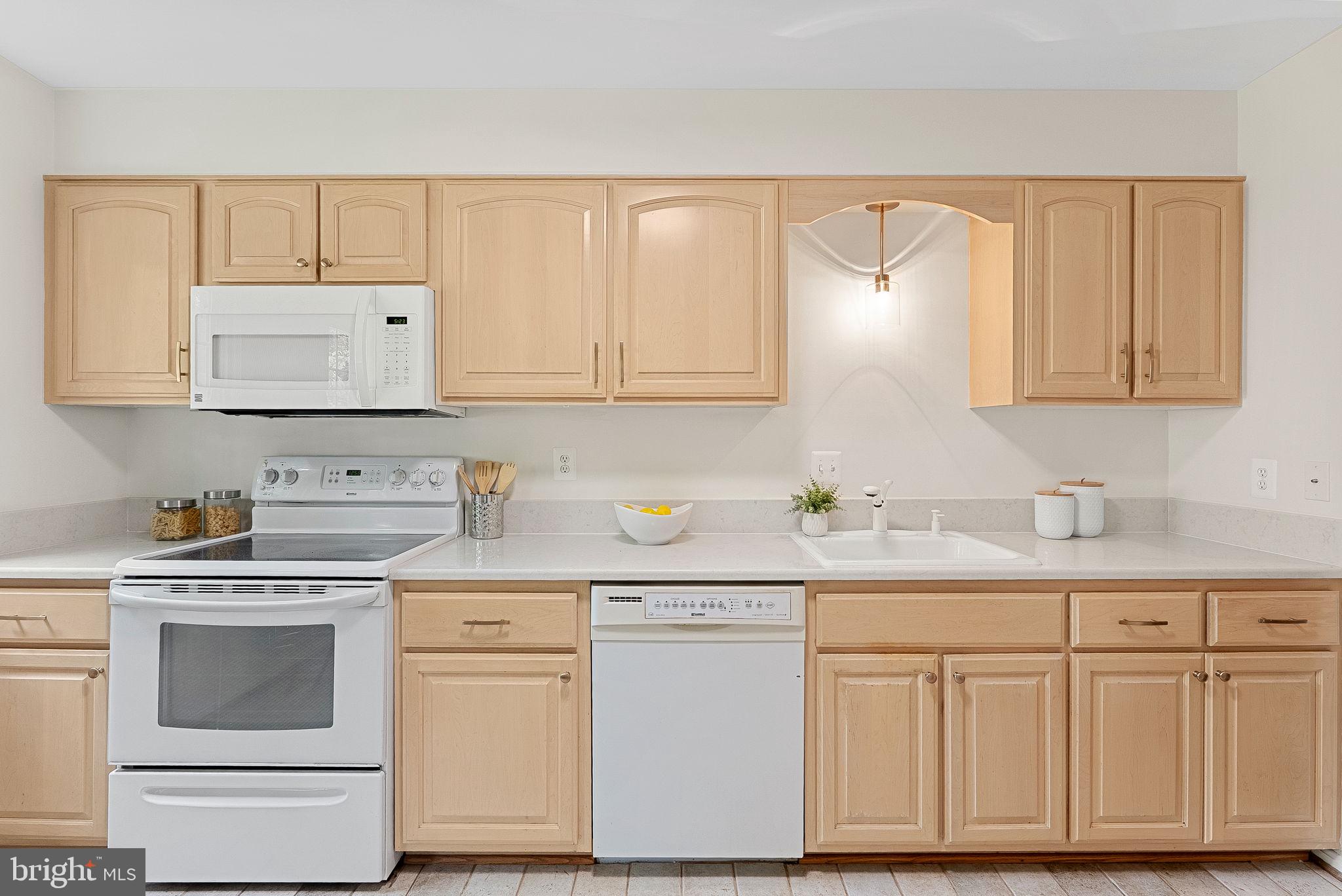 WESTMORELAND SQUARE - Residential