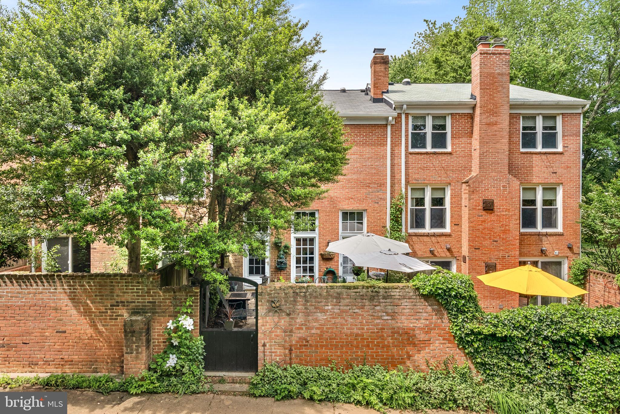 WESTMORELAND SQUARE - Residential