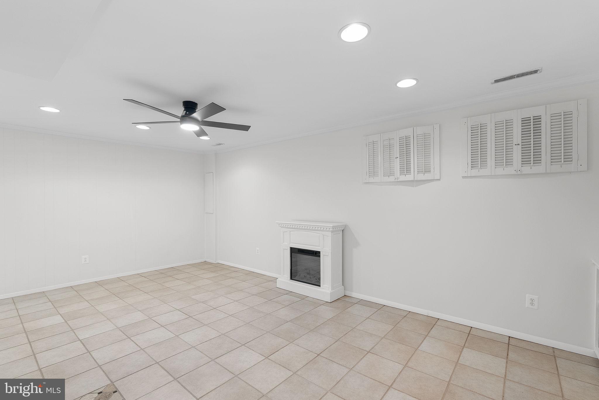 WESTMORELAND SQUARE - Residential